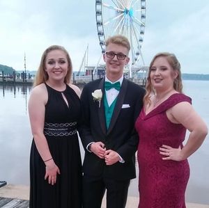 Meet your Posher, Rayna